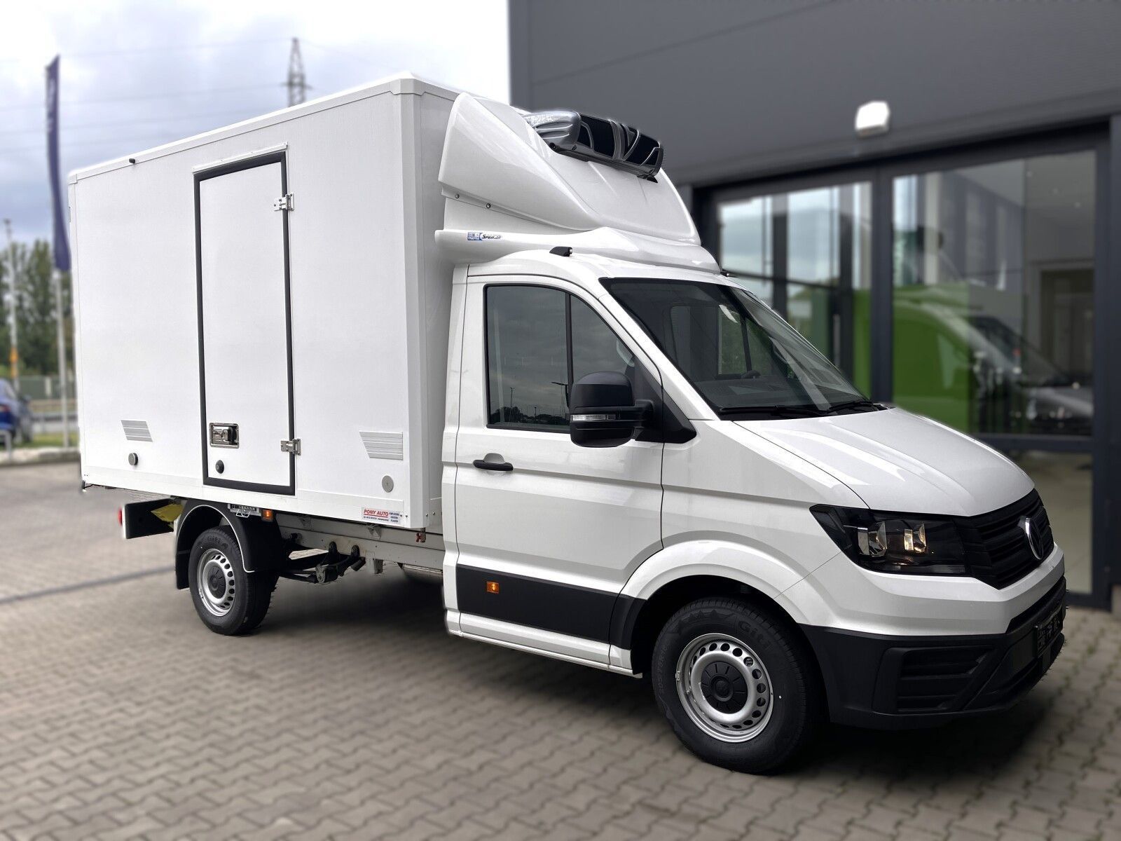 Volkswagen Crafter 35 2.0 TDI 163 KM L3H2 6bm 3m  IZOTERMA 163 KM Nowy Model 2025 Plac Ponad 100 pojazdów Leasing 106,9%