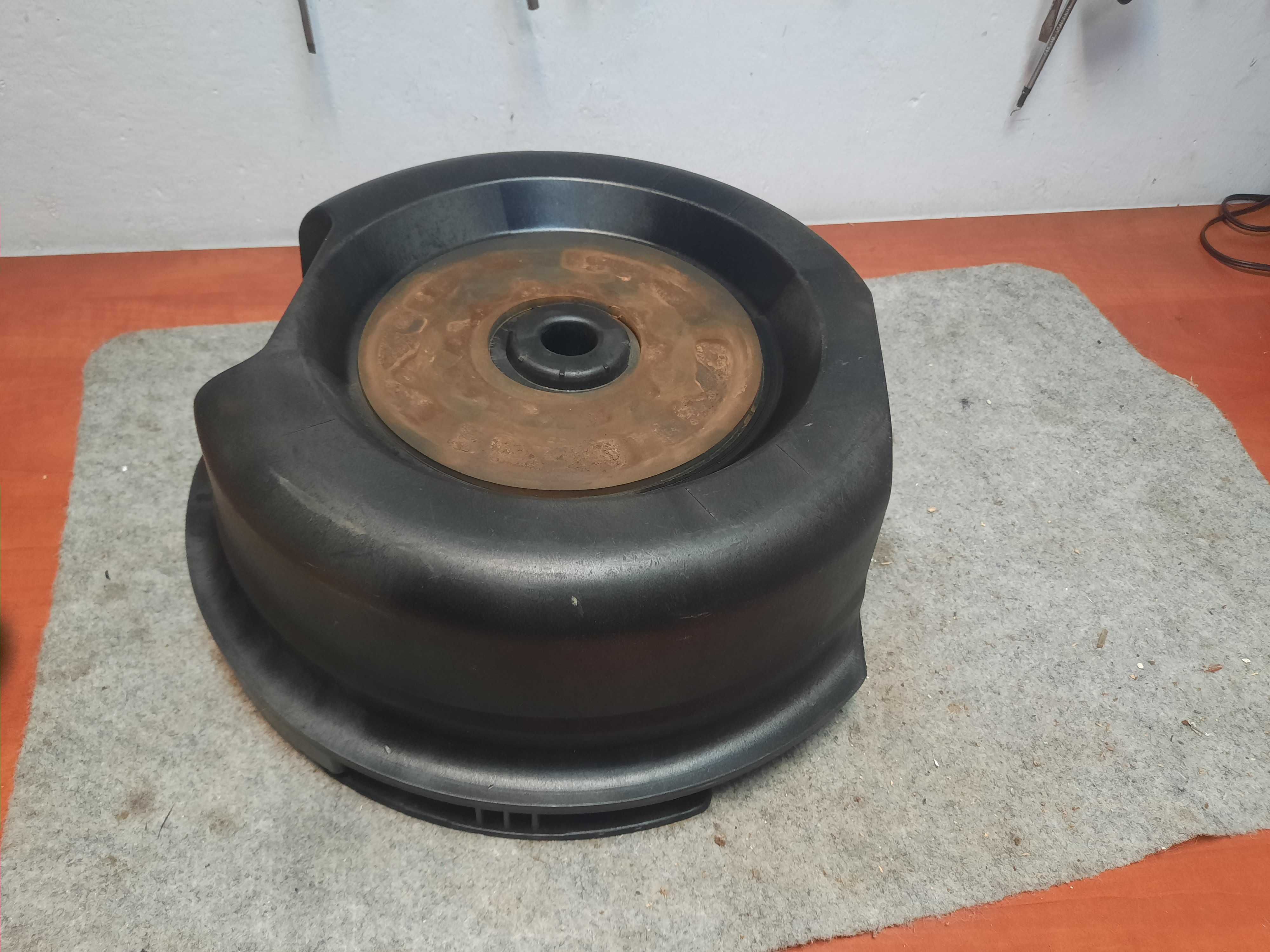 Subwoofer BOSE Mazda 6 GG GY