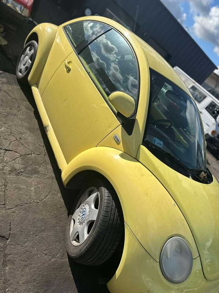 Części New Beetle 08r 2.0B ZDERZAK Skrzynia Drzwi Maska Lampa Błotnik