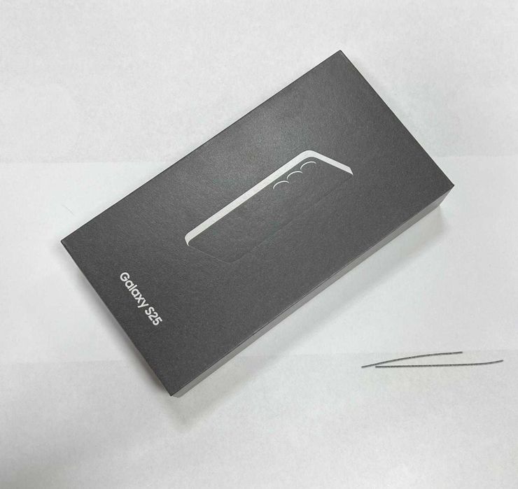 SAMSUNG Galaxy S25 5G 12/256GB 6.2"+etui+matowa folia ochronna