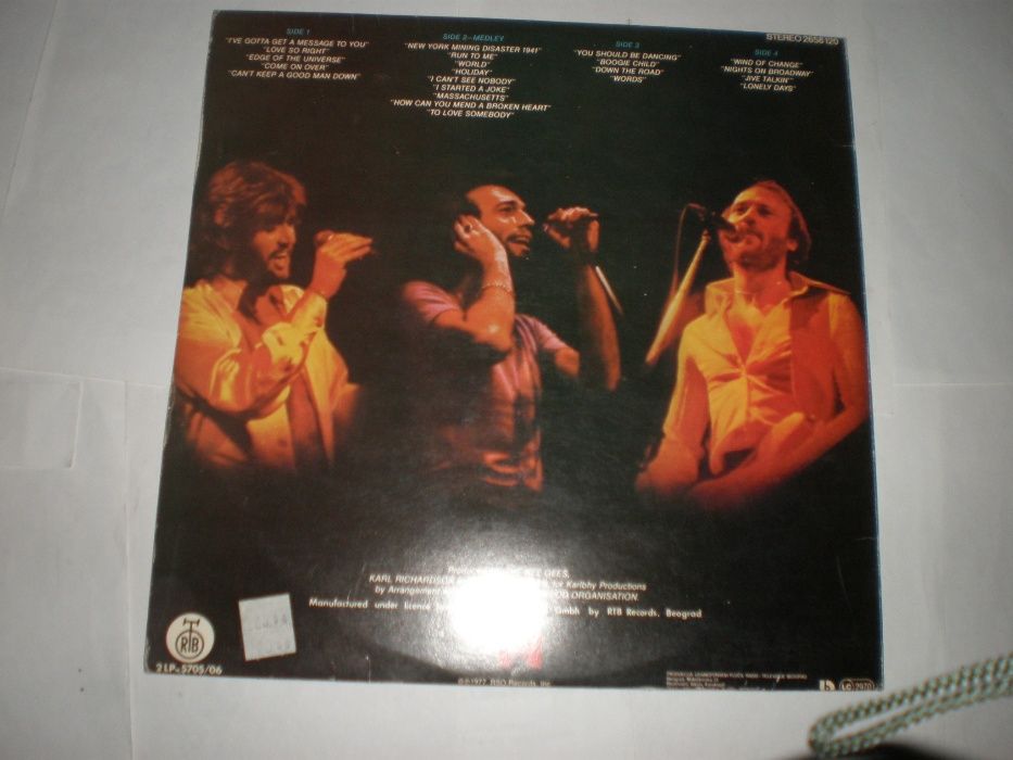 BEE GEES -- Here At Last -Live- 2LP5705/06 Yugoslavia 1989 год