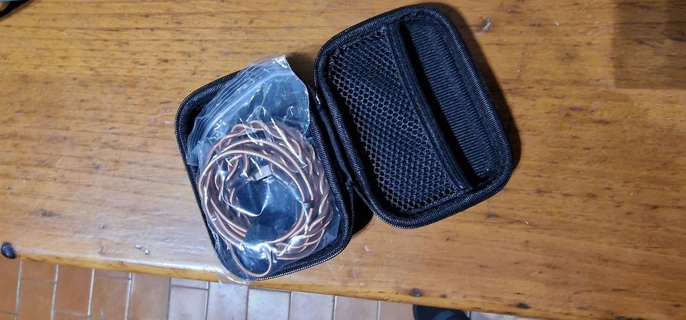 Vendo nici hifi novo