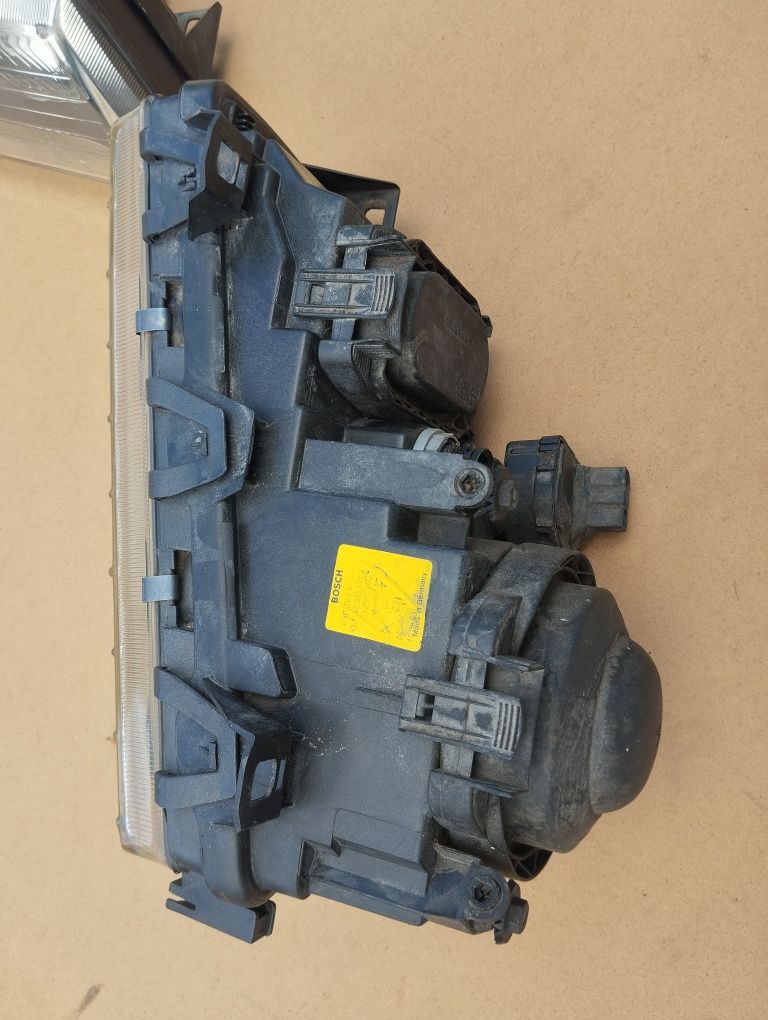 BMW E36 BOSCH soczewka lampy przód wysyłka komplet
