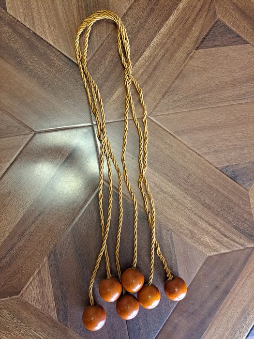 Декор для штор підхвати.