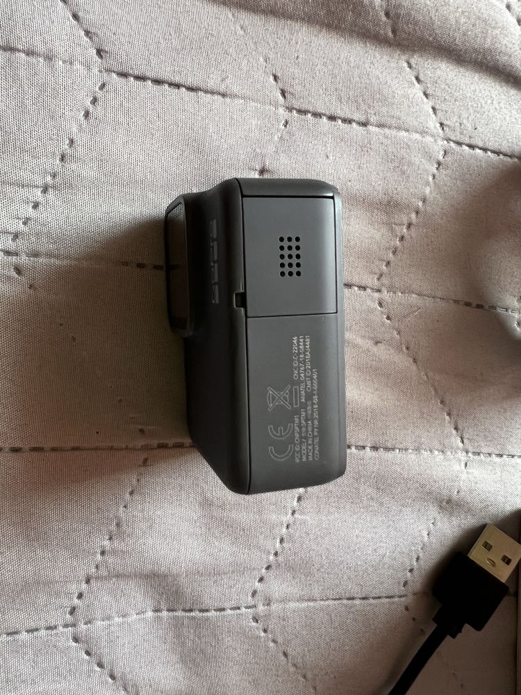 Kamerka GoPro Hero 7 Silver + obudowa + karta 128gb stan bardzo dobry