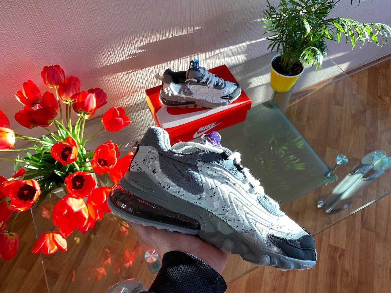 Чоловічі кросівки Travis Scott x Nike Air Max 270 React сірі D354 ТОП