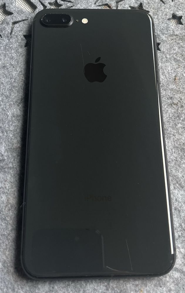 Iphone 8 Plus 64 GB