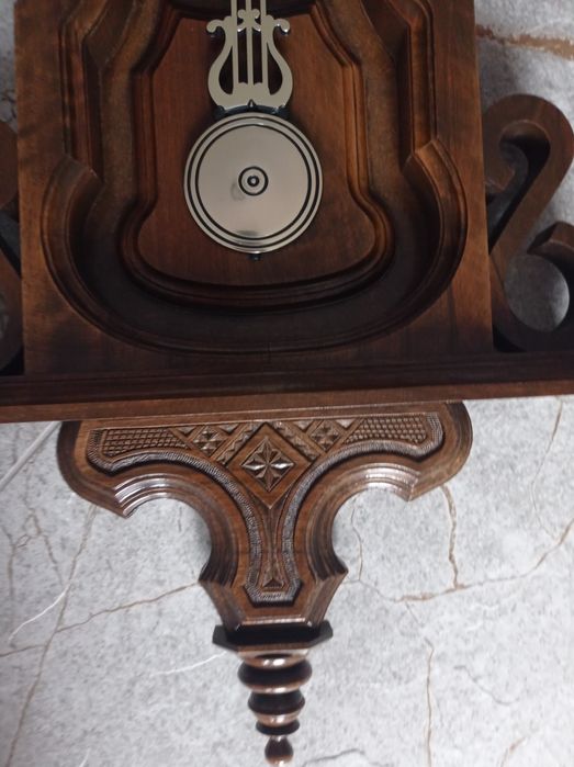 Дерев'яний годинник