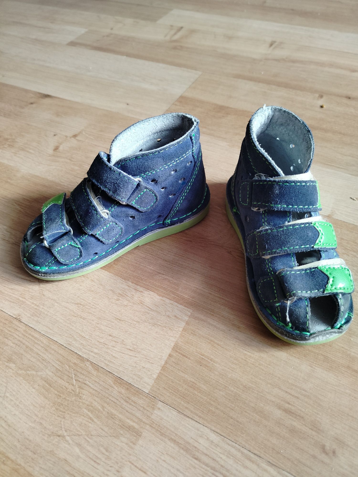 Obuwie, buty, buciki , sandałki profilaktyczne Daniel W80 roz. 23