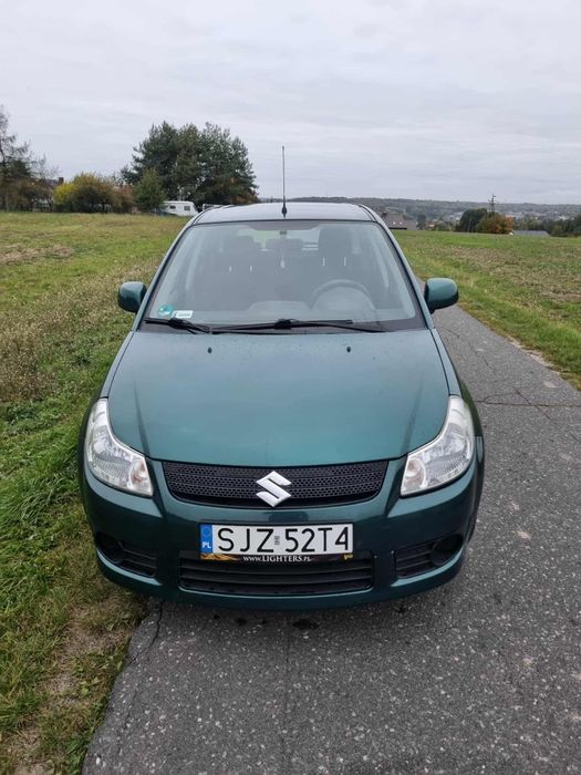 SUZUKI SX4 1.5 benz, mały przebieg.