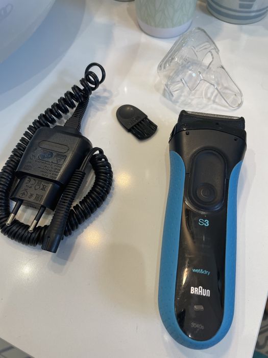 Máquina barbear Braun 3040s
