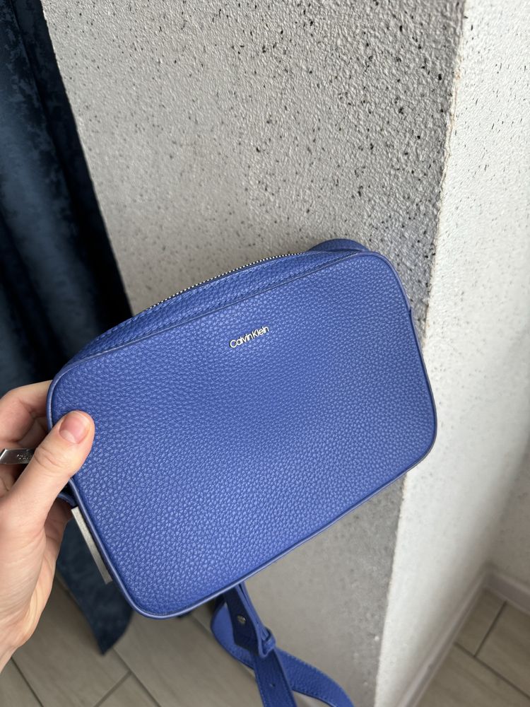 Сумочка Calvin Klein синя