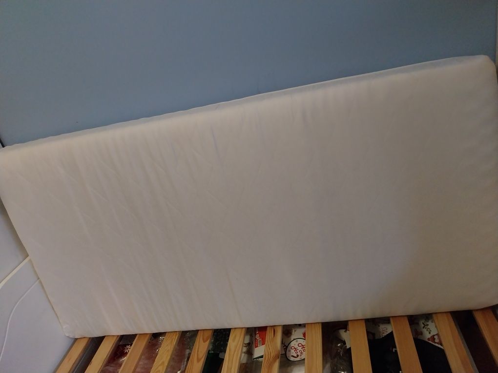 Łóżko dziecięce 80 x 160, materac, szuflada