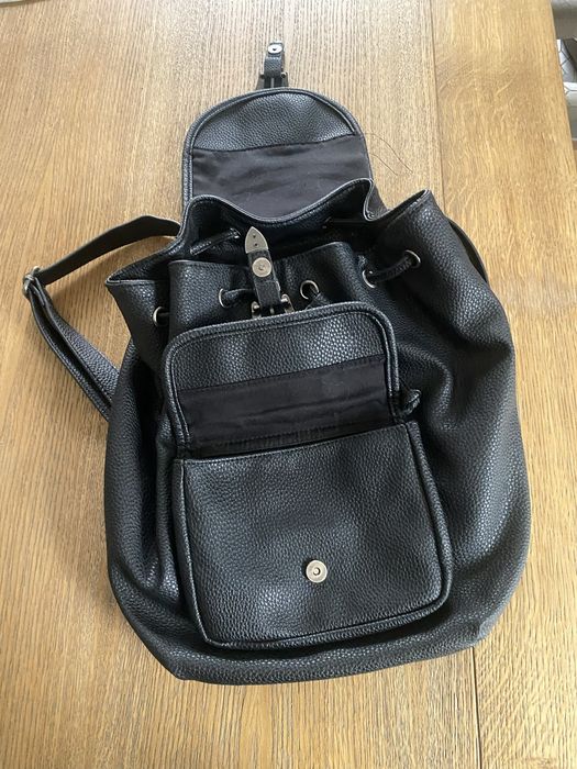 Czarny plecak Urban Outfitters