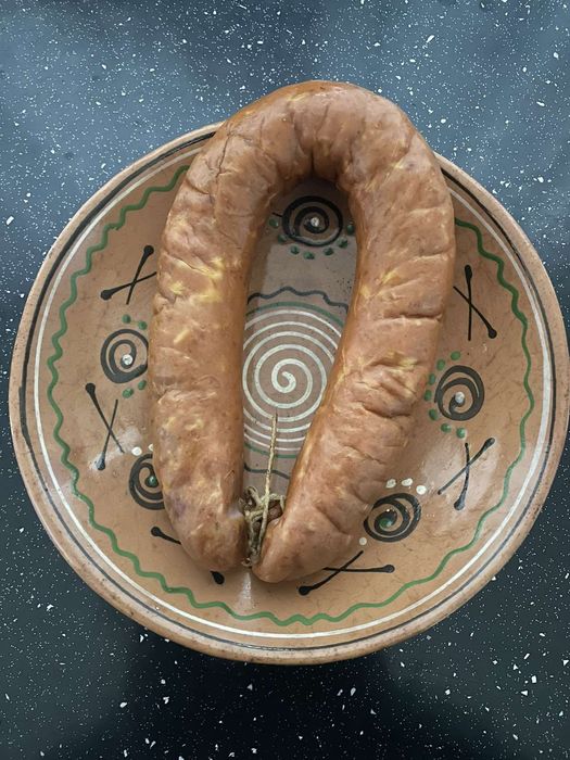 Продам домашню ковбасу, сосиски, мисливські ковбаски власного копчення