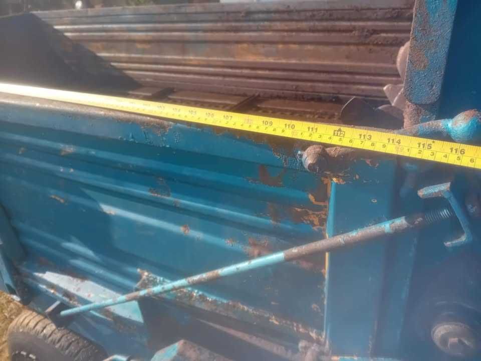 Reboque agricola espalhador de estrume - usado