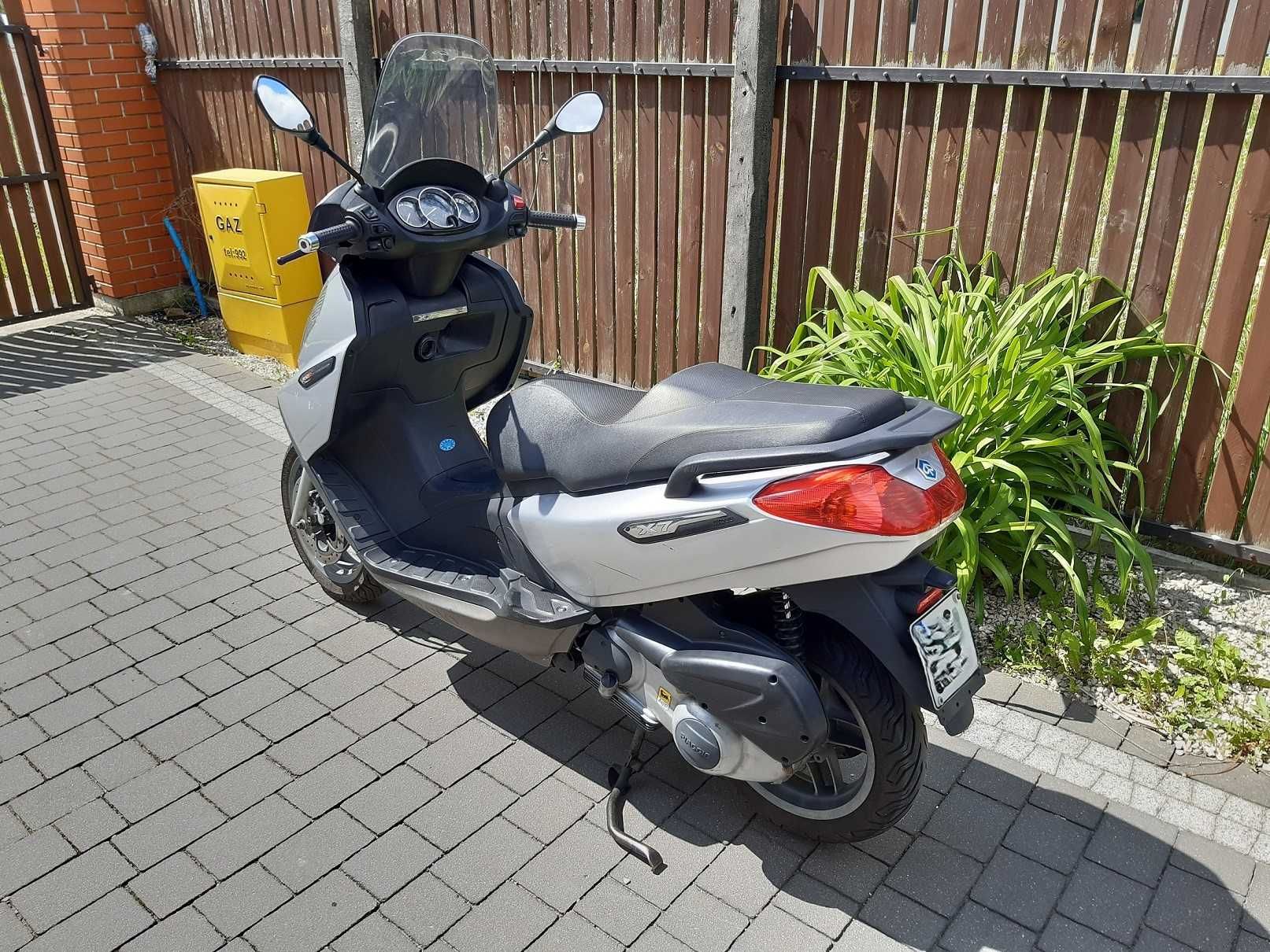 Sprzedam skuter Piaggio X7 250
