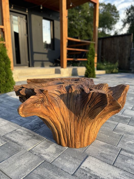 Столик з натурального дерева