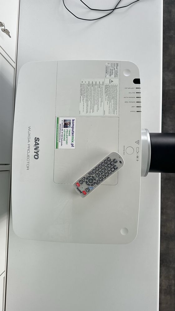 Projektor Sanyo PLC-ZM5000L