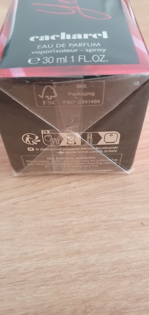 Cacharel Yes I Am woda perfumowana 30 ml