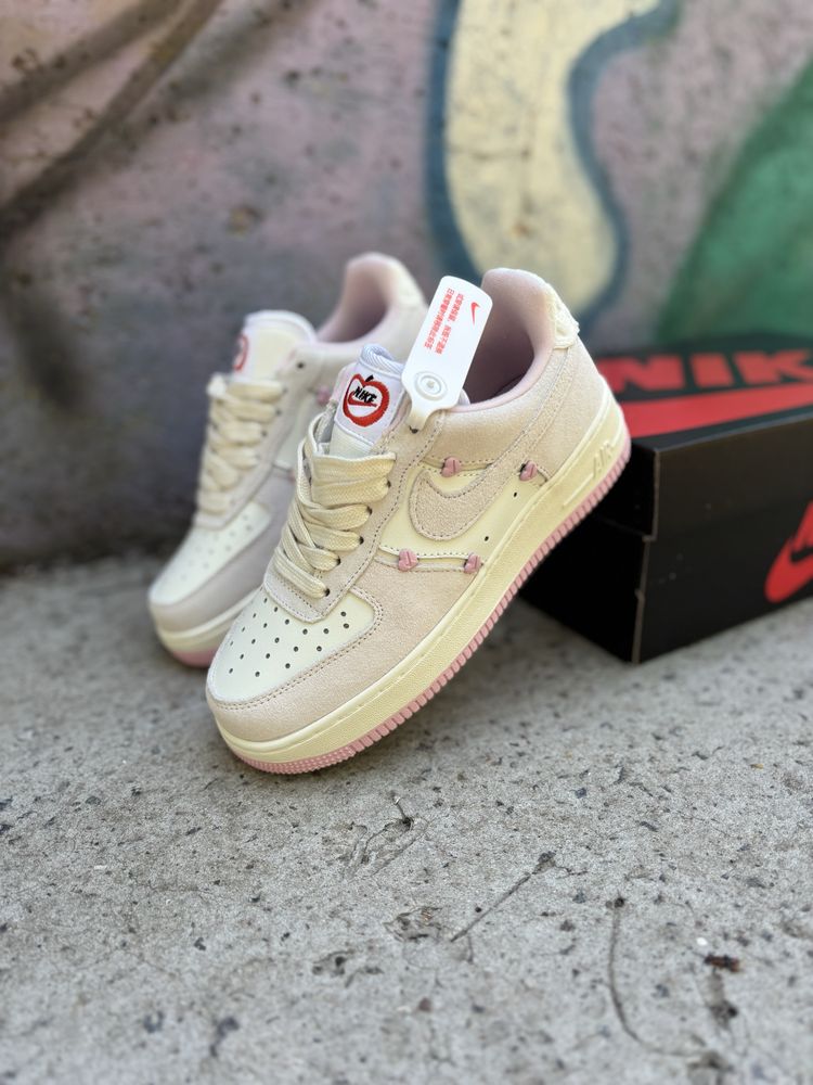 Жвночі кросівки Nike Air Force Low Valentines Day low denim