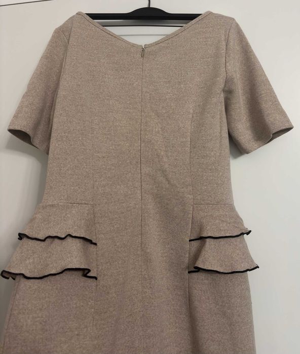 SIMPLE sukienka z baskiną inspiracja lata 50 60  WEŁNA