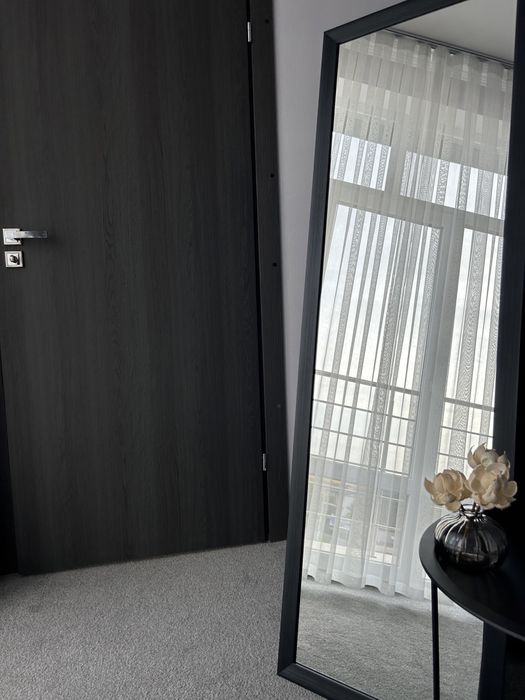 Дзеркало підлогове/настінне в кімнату для макіяжу на ніжці