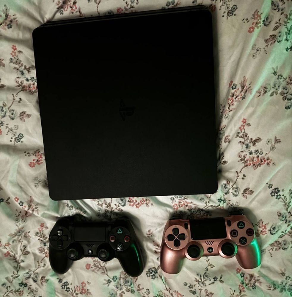 PlayStation 4 Slim на 1 TB