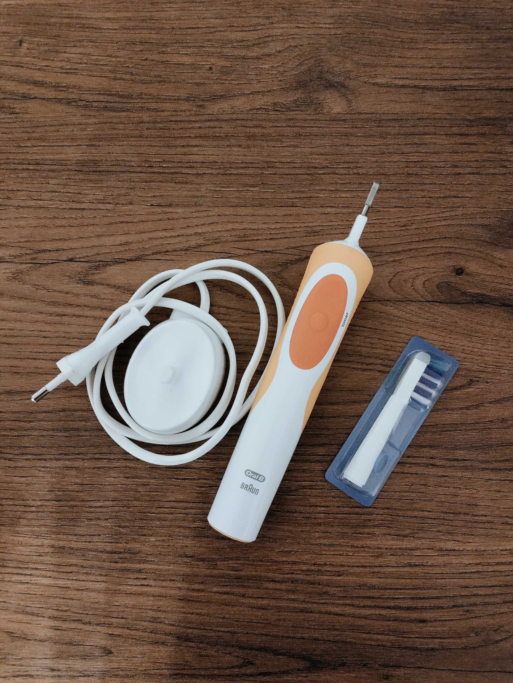 Escova de dentes elétrica | ORAL-B Vitality Precision Clean