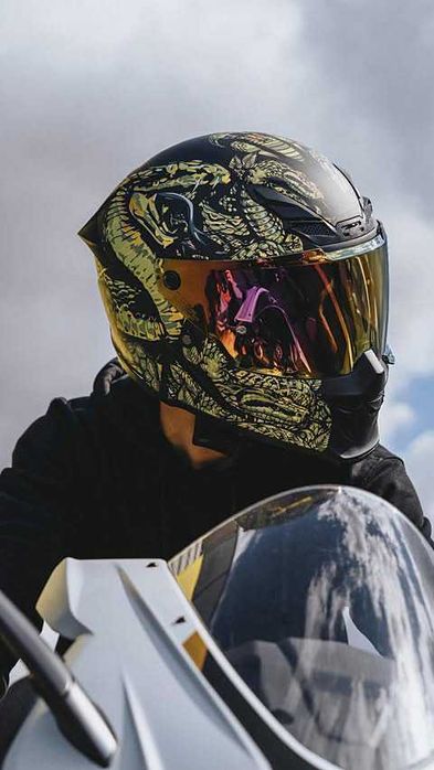 Продам якісний шолом інтеграл з окулярами EXKLUSIV Goliath Mythology