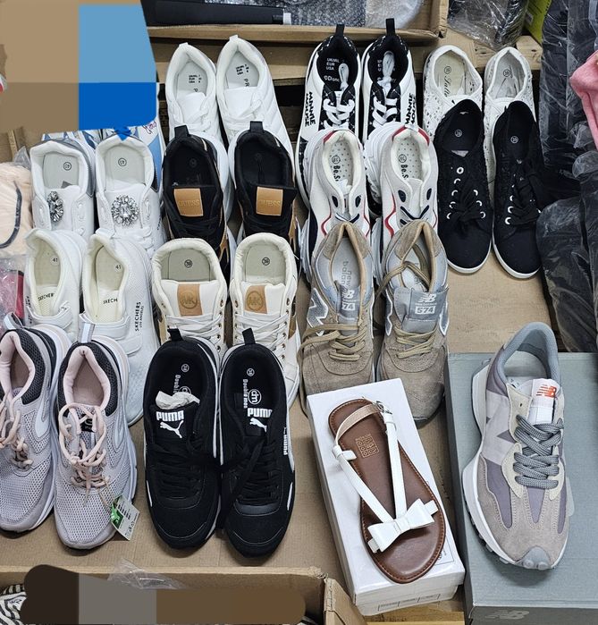 Vendo lote  14 pares (diversos tamanhos)