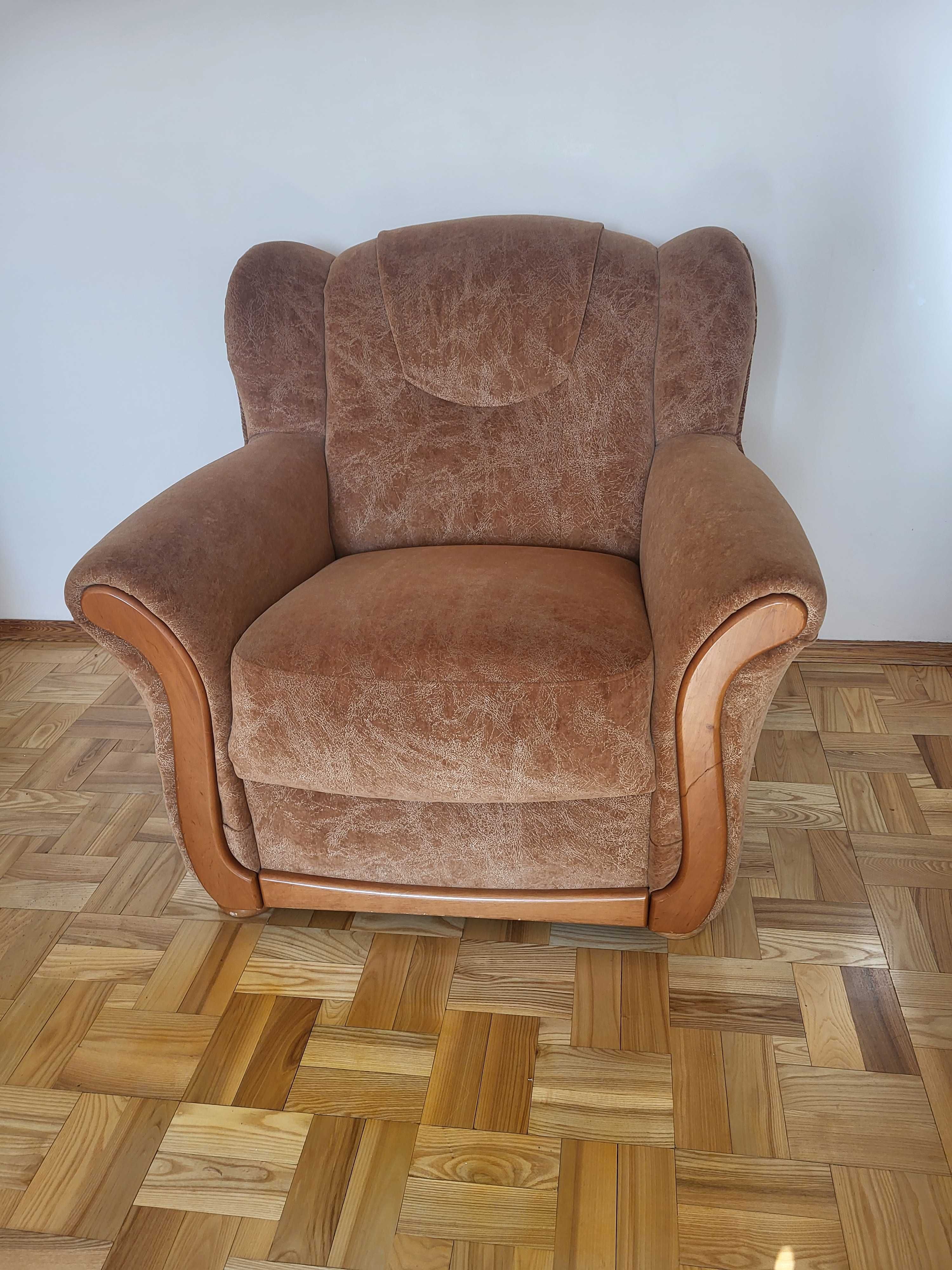 Sofa dwuosobowa i fotel