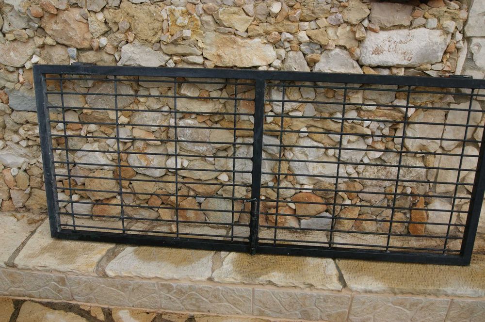 Vendo porta metálica