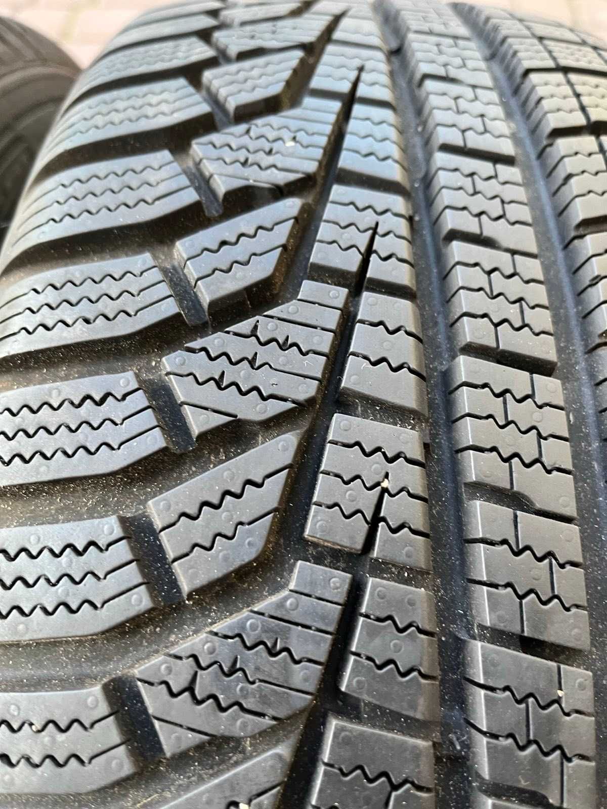 Opony Hankook Winter Icept Evo 2  205/60/16 92H  8mm