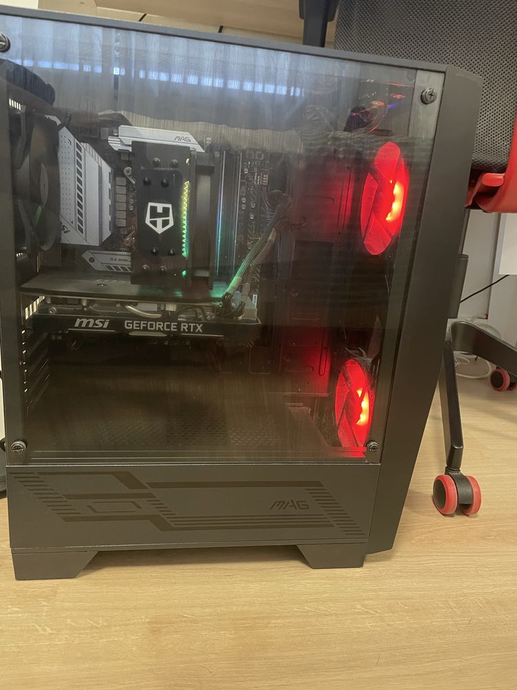Torre gamer Semi-Nova.   Vendo ou troco por PS5