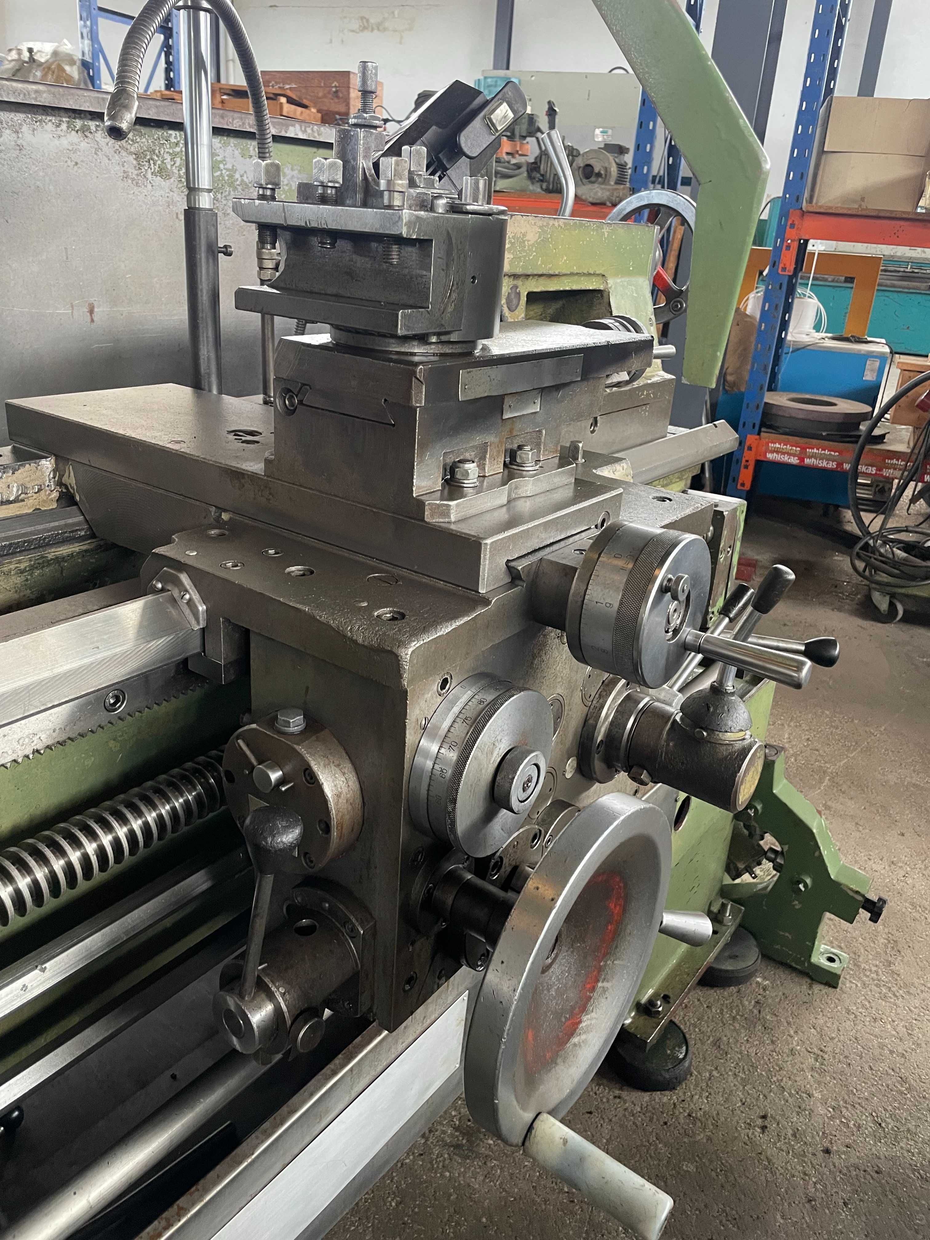 Torno mecânico ZMM C11 MT usado
