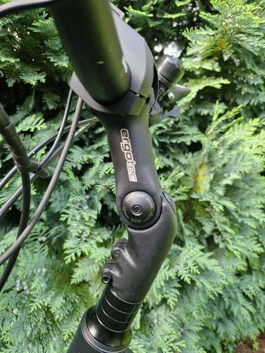 rower elektryczny turystyczny marki GUDEREIT