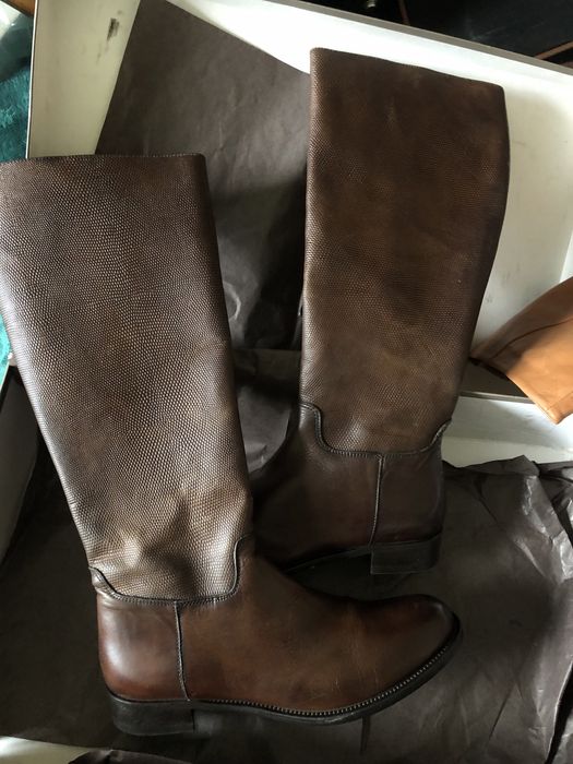 Високі шкіряні чоботи 40 розмір