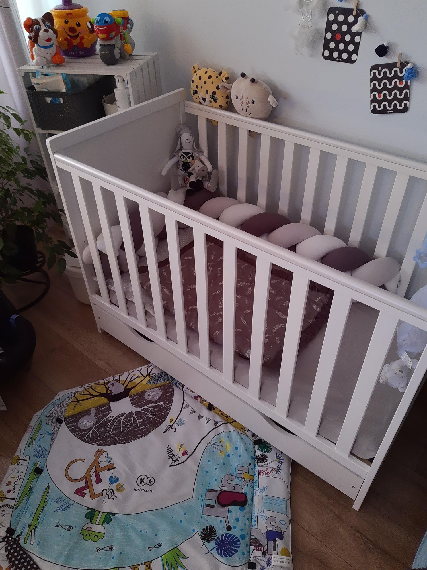 Łóżeczko/tapczanik Lili z szufladą 120x60 białe plus materac