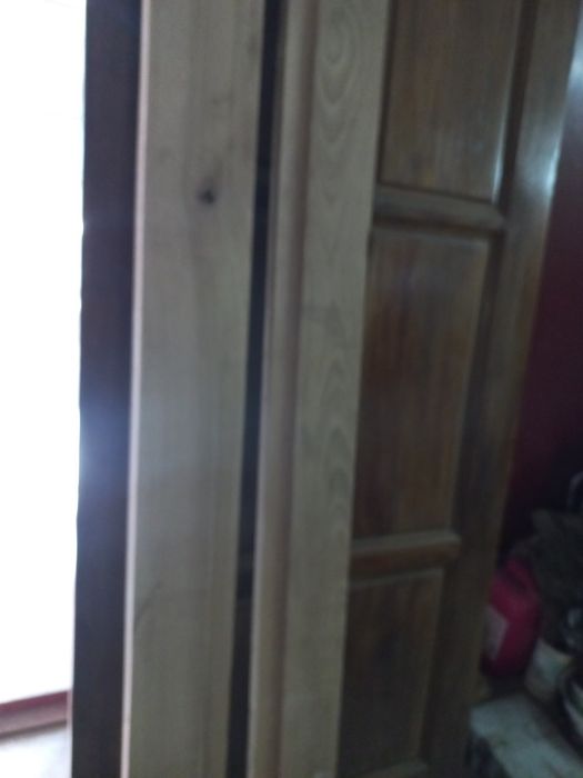 Двері дерев'яні, ясенові