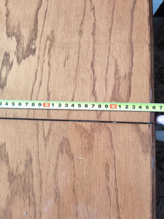 Sprzedam w bardzo dobrym stanie stół rozkładany z krzesłami