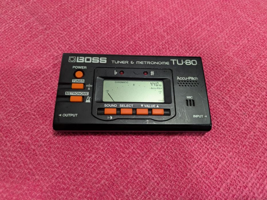 Afinador e metrónomo Boss