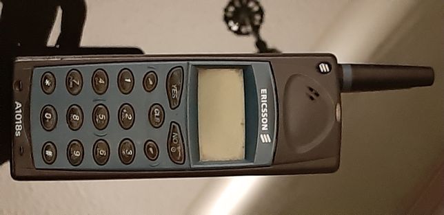 Ericsson A1018s antigo