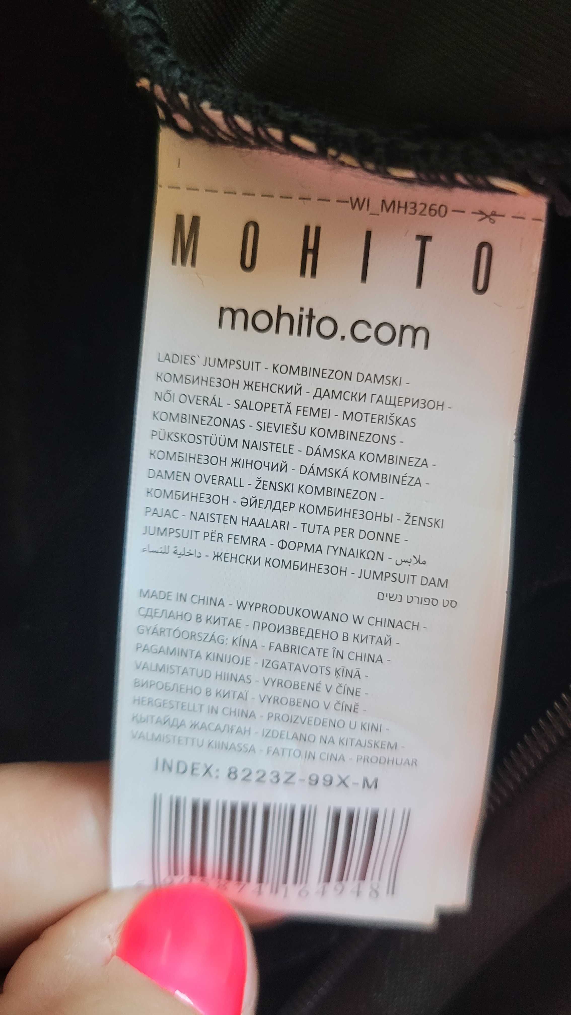 Welurowy kombinezon marki Mohito, roz. M