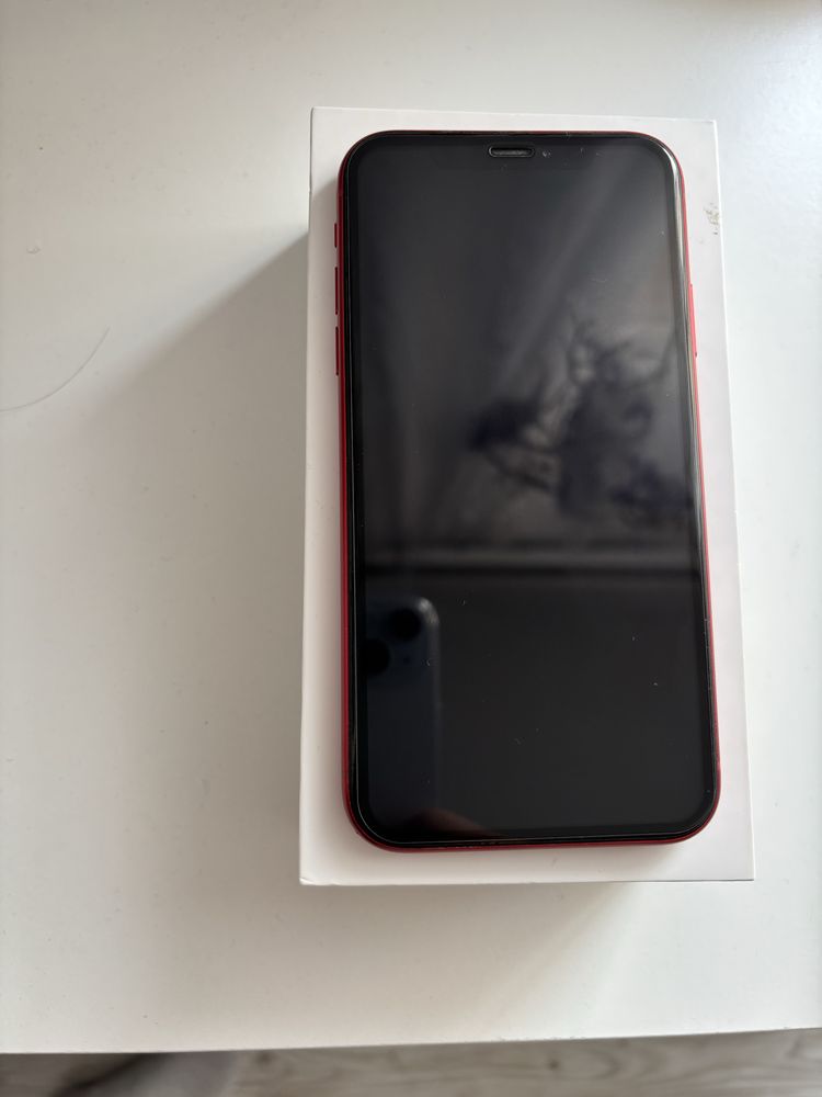 iPhone XR 64 GB Product Red – bardzo dobry stan