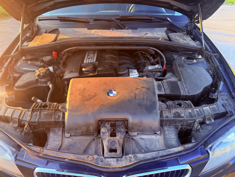 BMW Serii 1 E81 118i