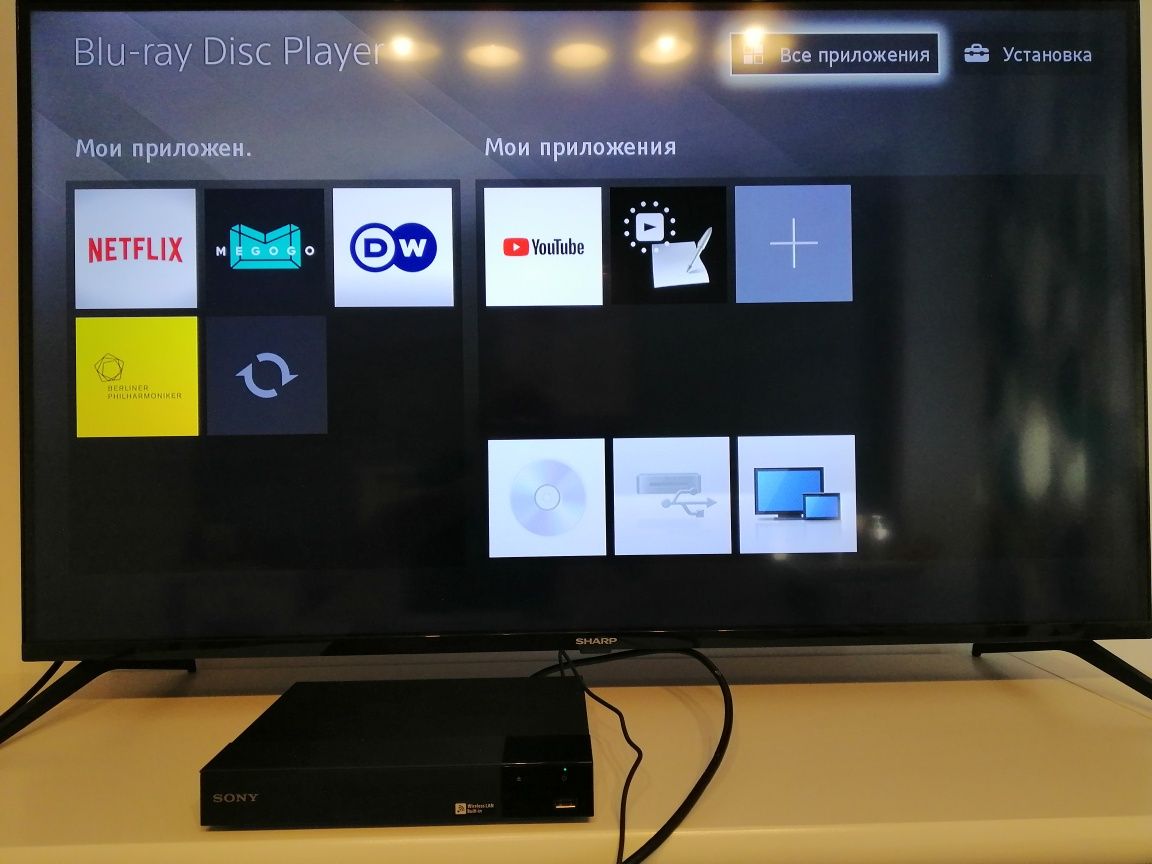 Мультимедийный плеер Sony Blu-ray.
