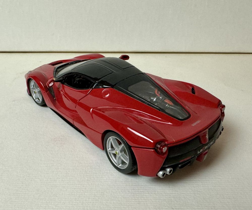 Автомодель Ferrari, Corvette, Supra 1/24