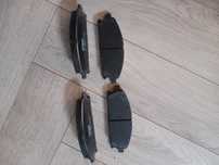 Nowe klocki hamulcowe TRW GDB3293 do Nissan X-Trail T30 (2001–2007)