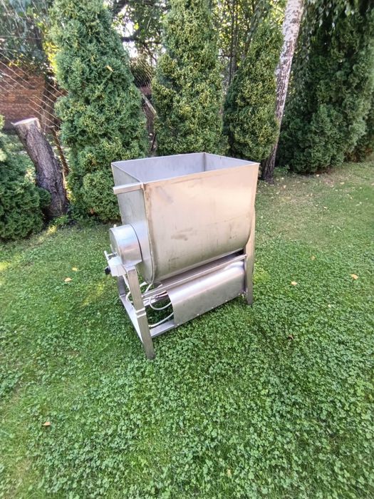 Mieszałka do mięsa kiełbas